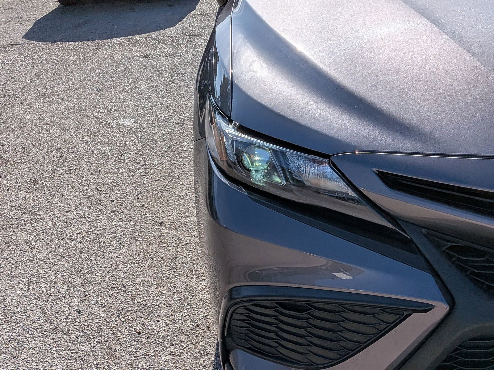 Used 2024 Predawn Gray Mica Toyota SE image 9