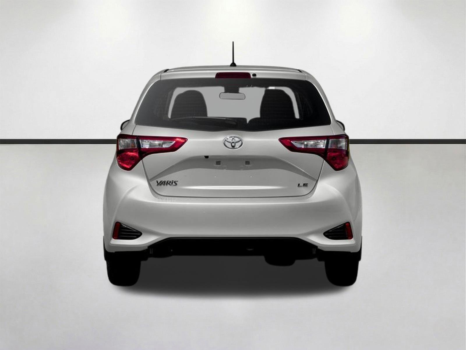 Used 2018 Magnetic Gray Metallic Toyota LE image 5