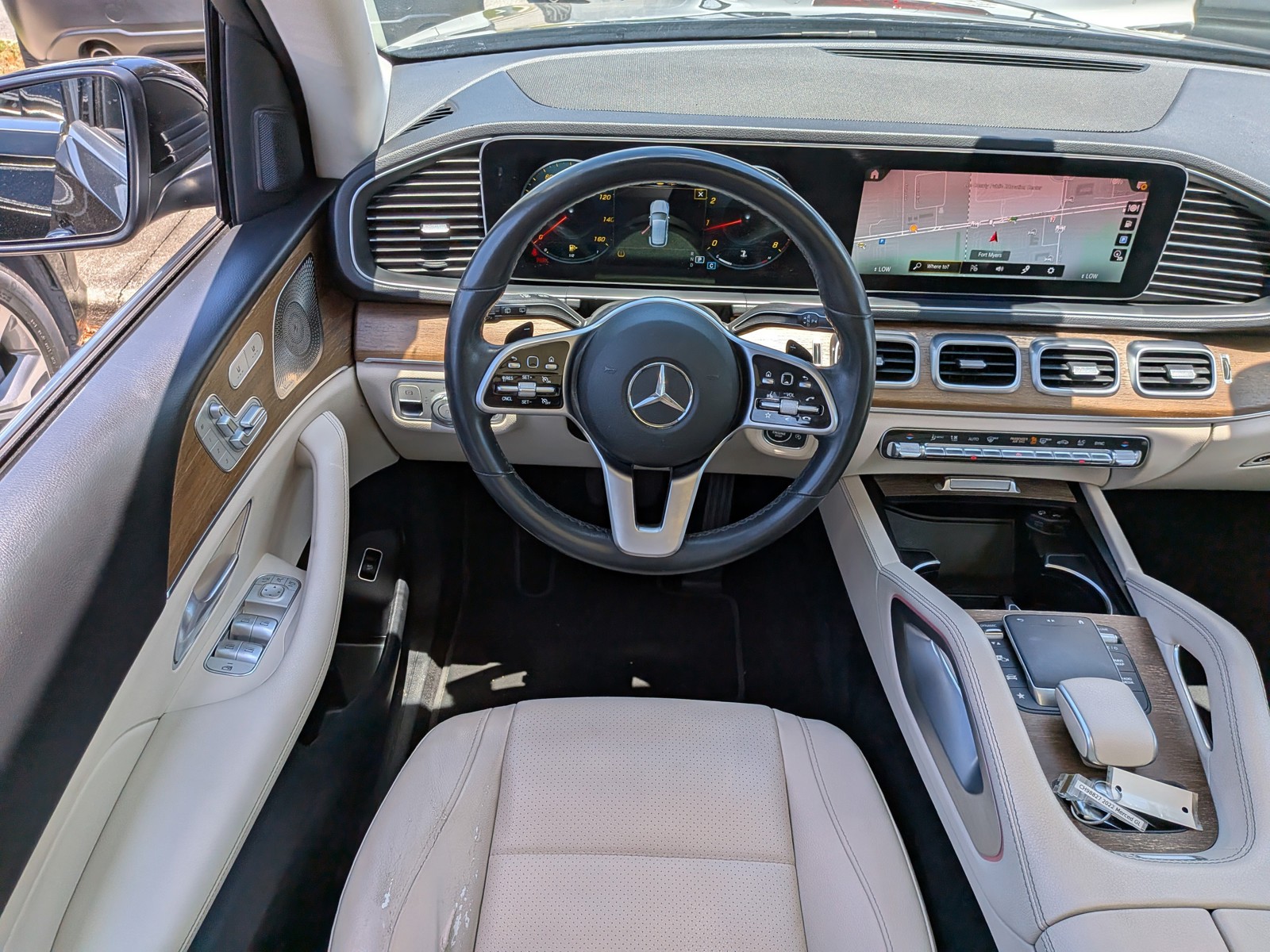 Used 2022 Black Mercedes-Benz GLE 350 image 16