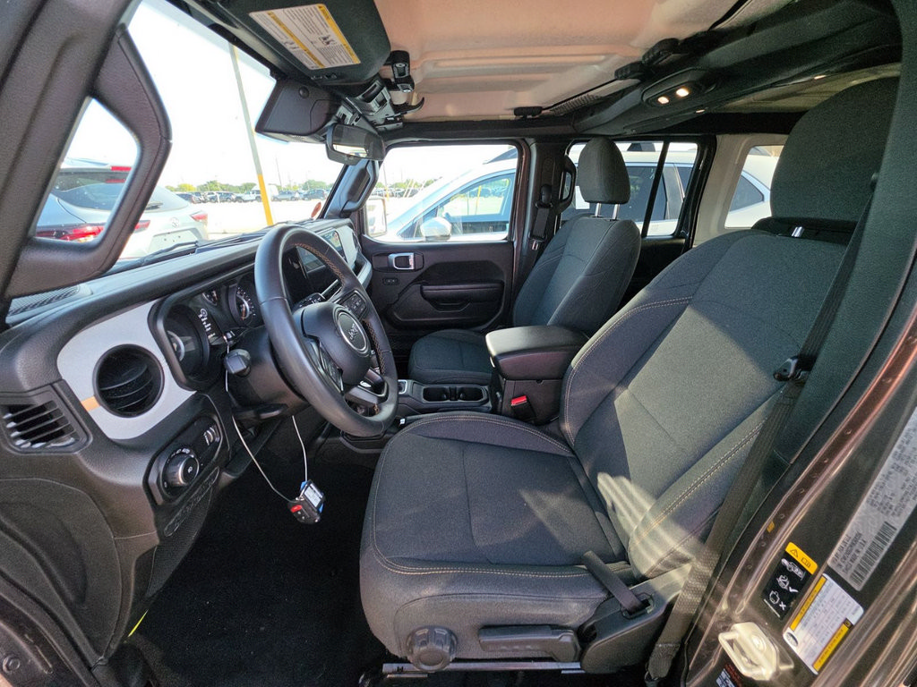 Used 2024 Black Clearcoat Jeep Sport S image 5
