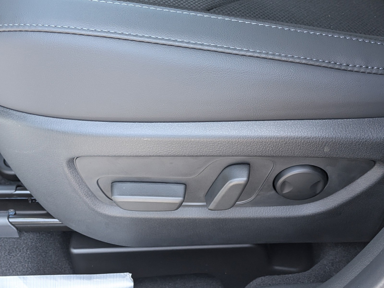 New 2026 Rhodium White Metallic Mazda 2.5 S Preferred image 21