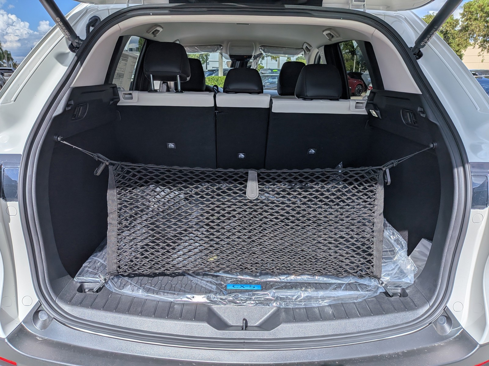 New 2026 Rhodium White Metallic Mazda 2.5 S Preferred image 13