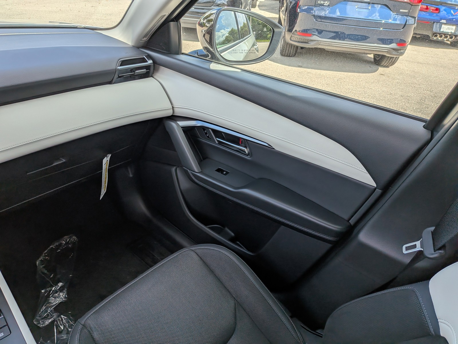 New 2026 Rhodium White Metallic Mazda 2.5 S Preferred image 18