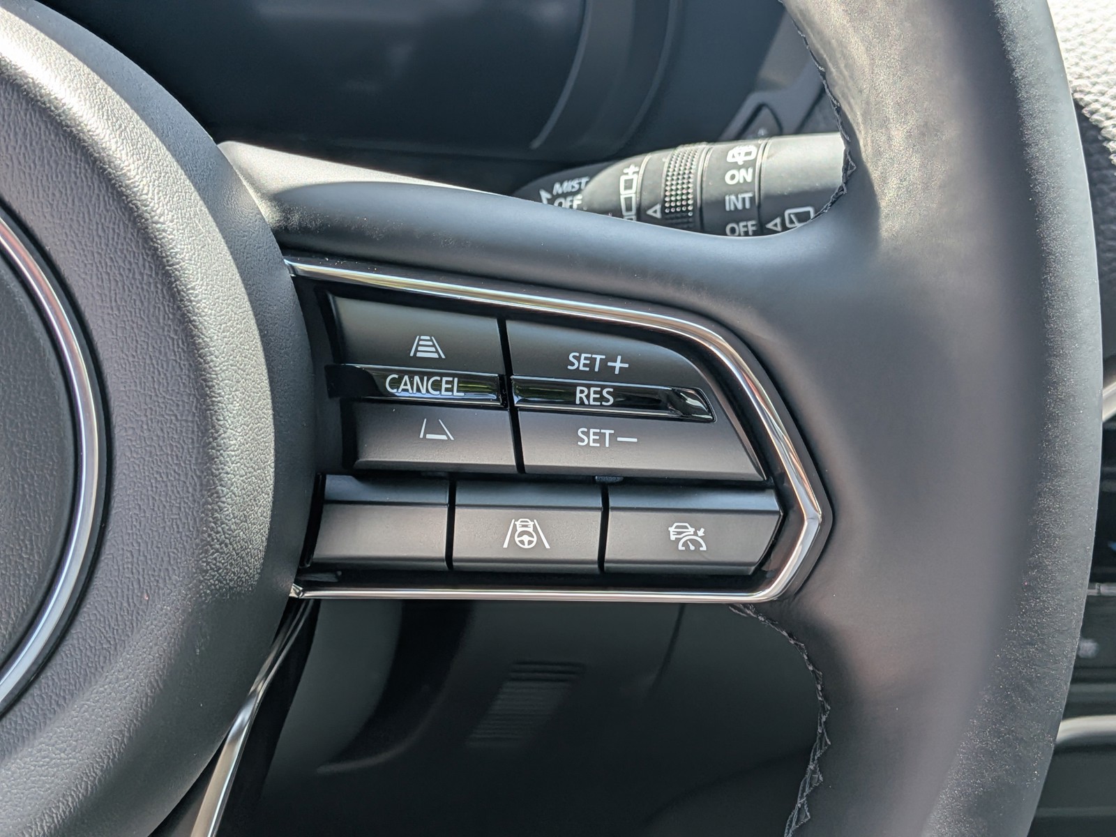 New 2026 Platinum Quartz Mazda Preferred image 24