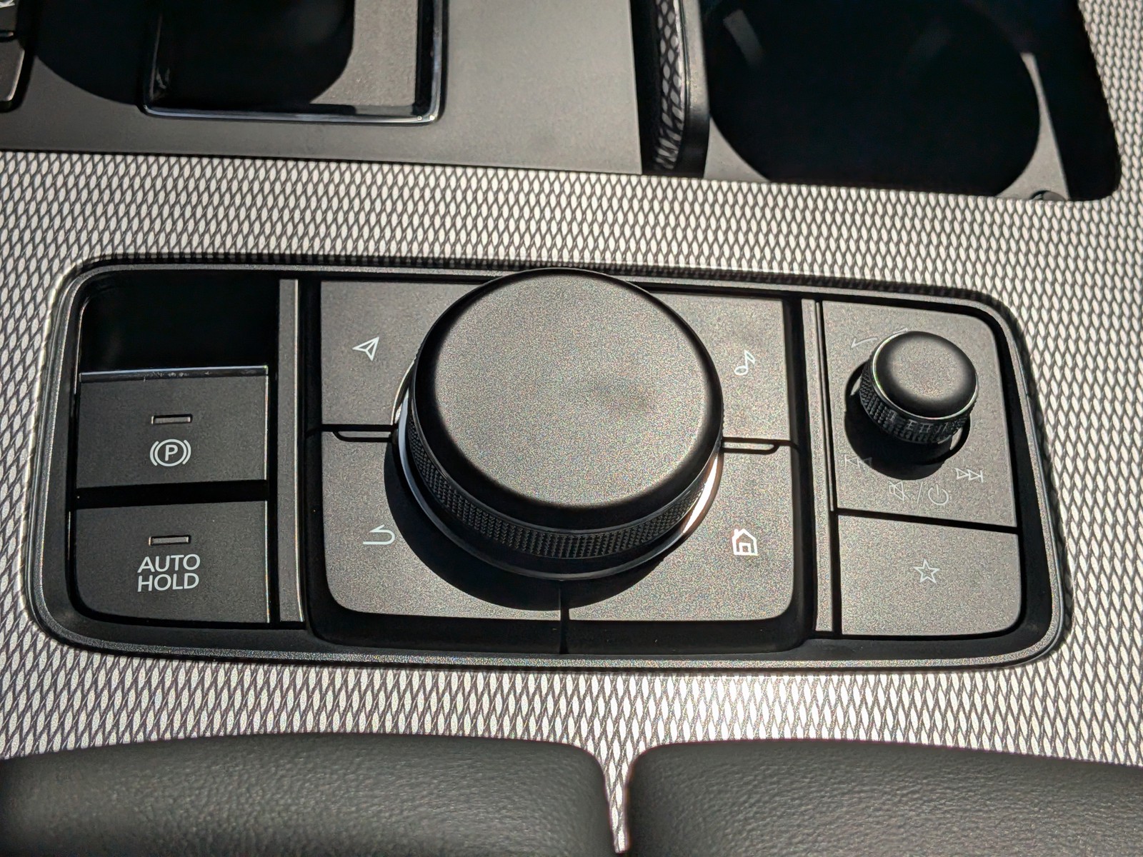 New 2026 Platinum Quartz Mazda Preferred image 29