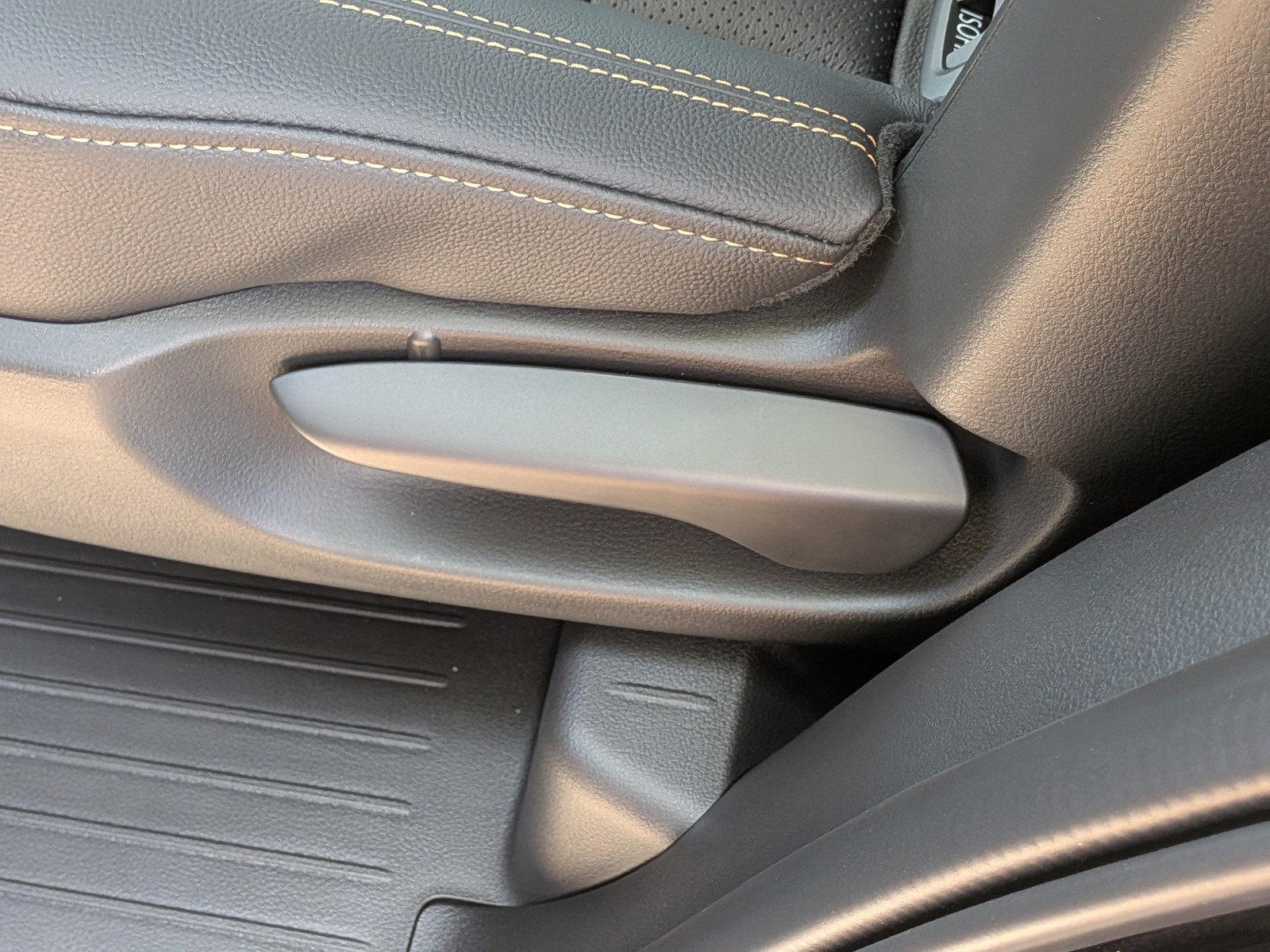 New 2026 Platinum Quartz Mazda Preferred image 13