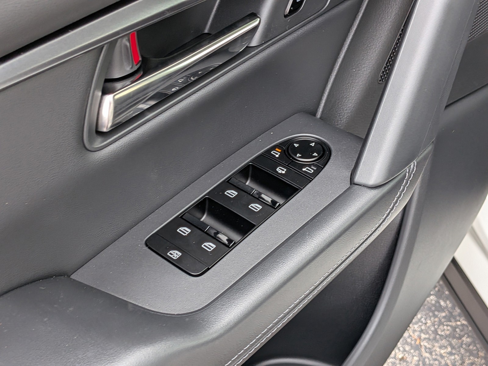 New 2026 Jet Black Mica Mazda 2.5 S Select image 18