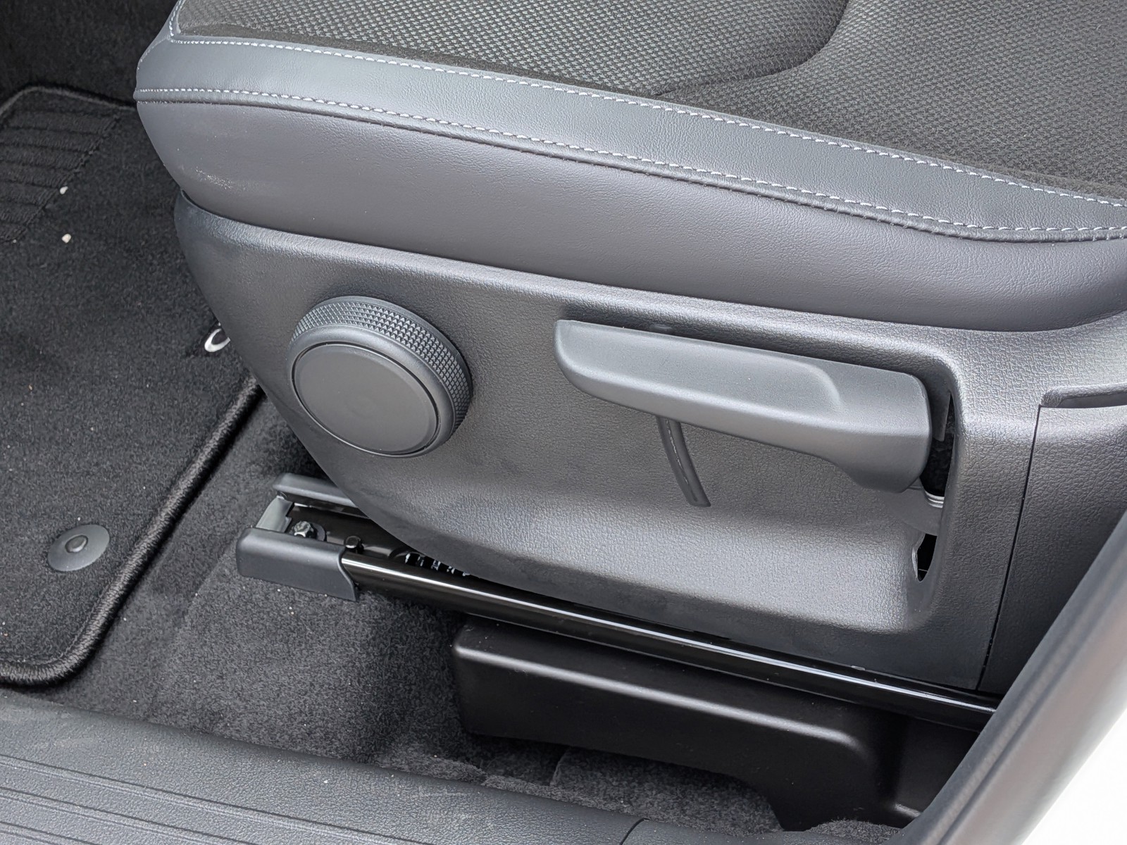 New 2026 Machine Gray Metallic Mazda 2.5 S Preferred image 20