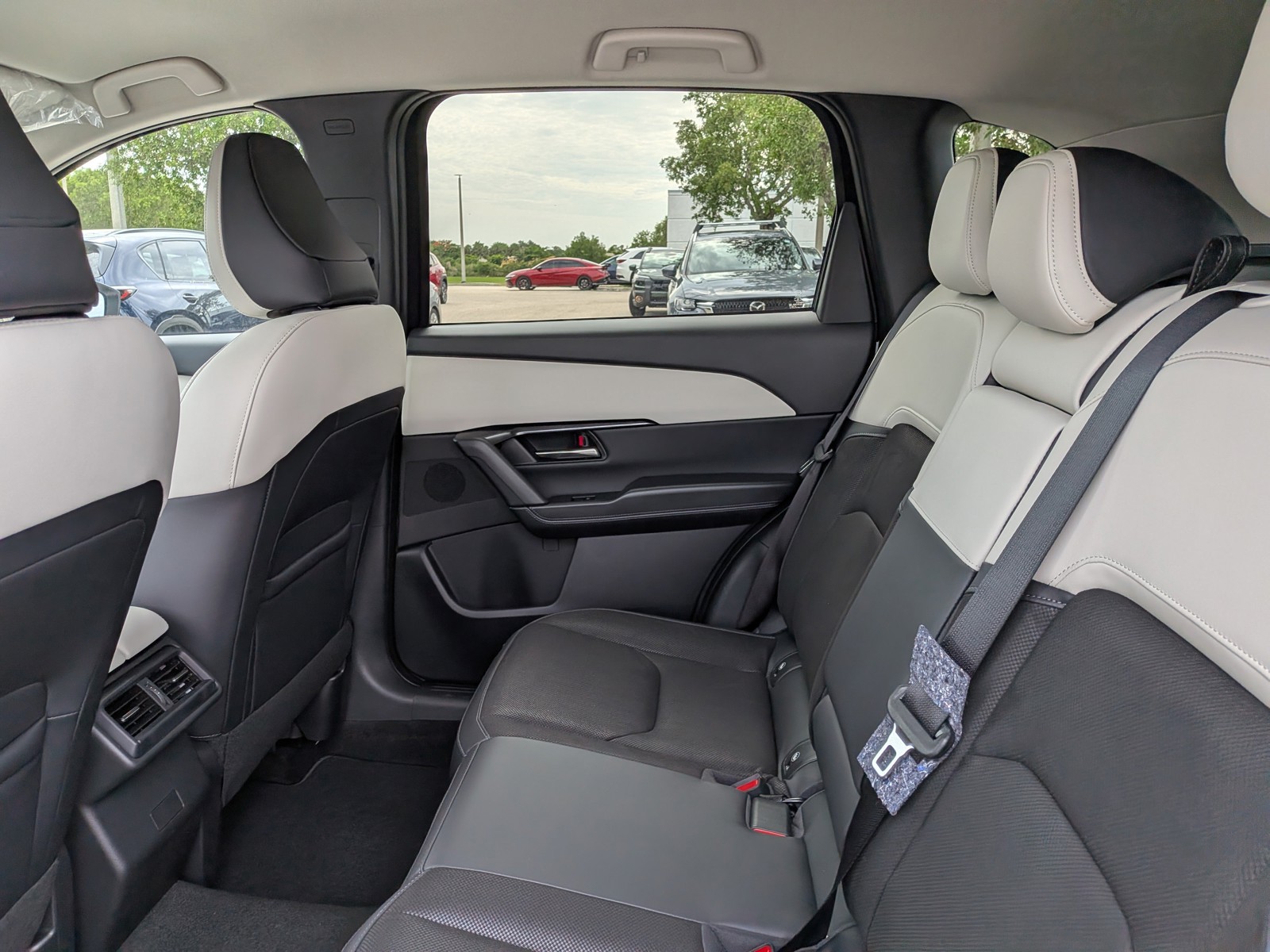 New 2026 Machine Gray Metallic Mazda 2.5 S Preferred image 13