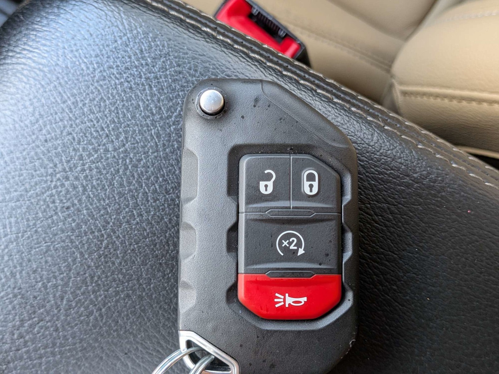 Used 2018 Gray Jeep Unlimited Rubicon image 35
