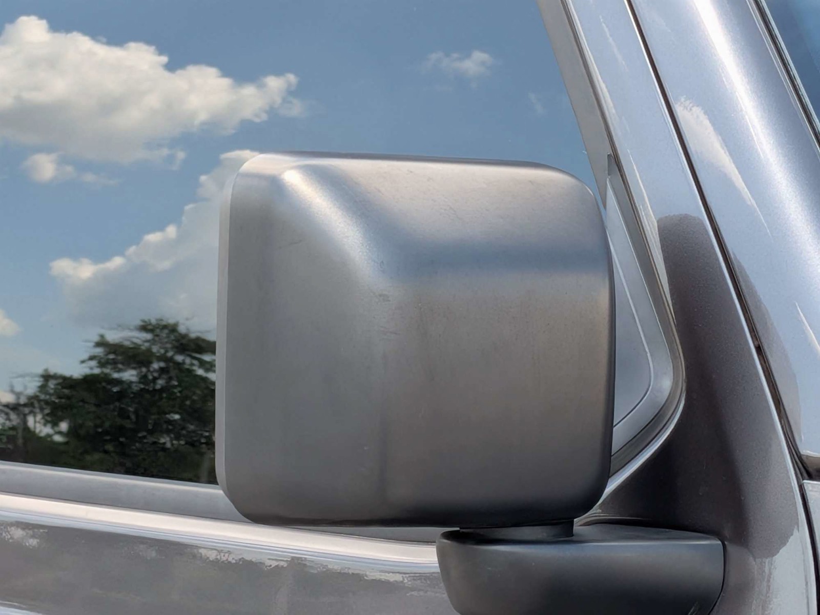 Used 2018 Gray Jeep Unlimited Rubicon image 13