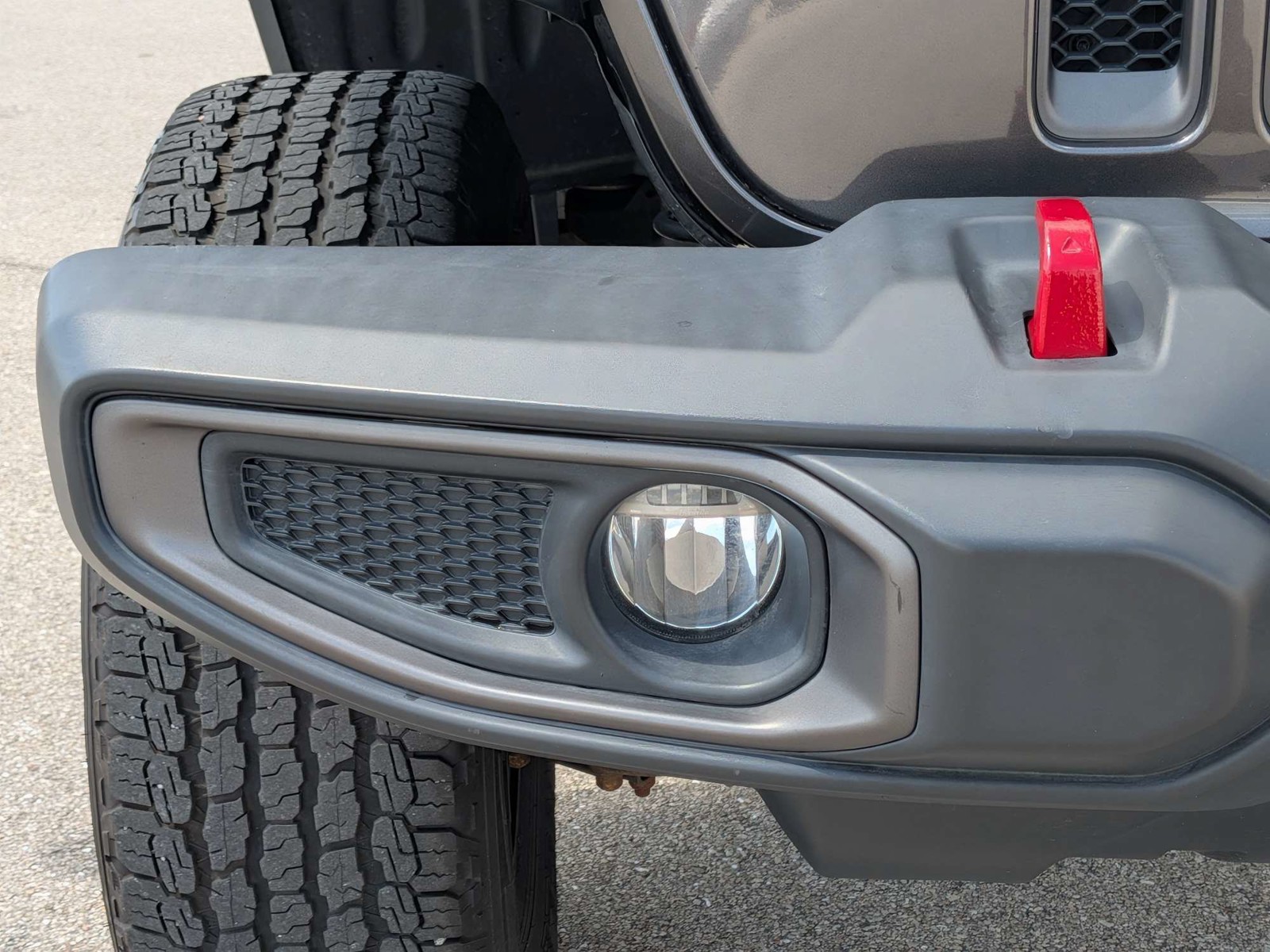 Used 2018 Gray Jeep Unlimited Rubicon image 11