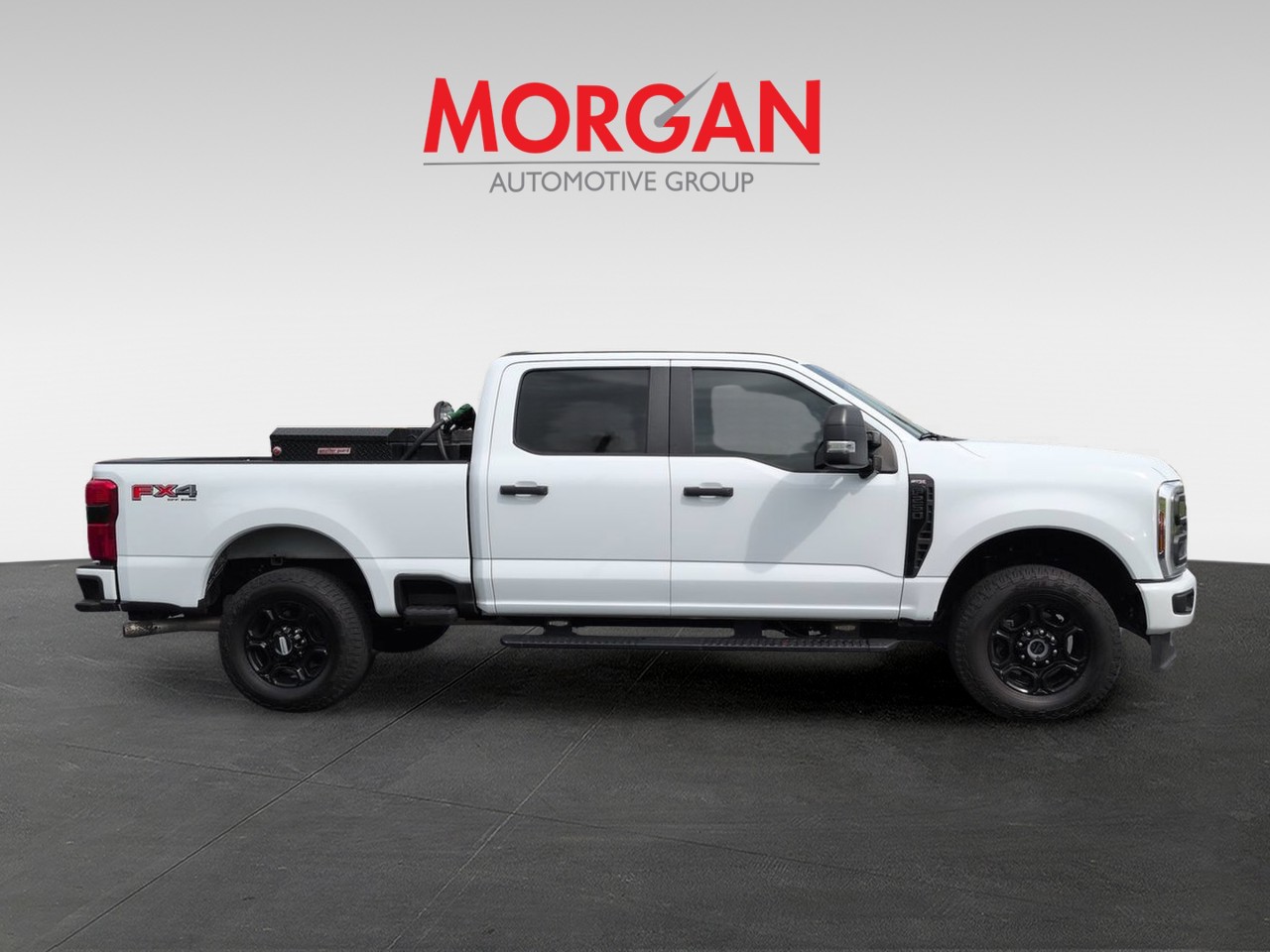 Used 2024 White Ford XL image 4
