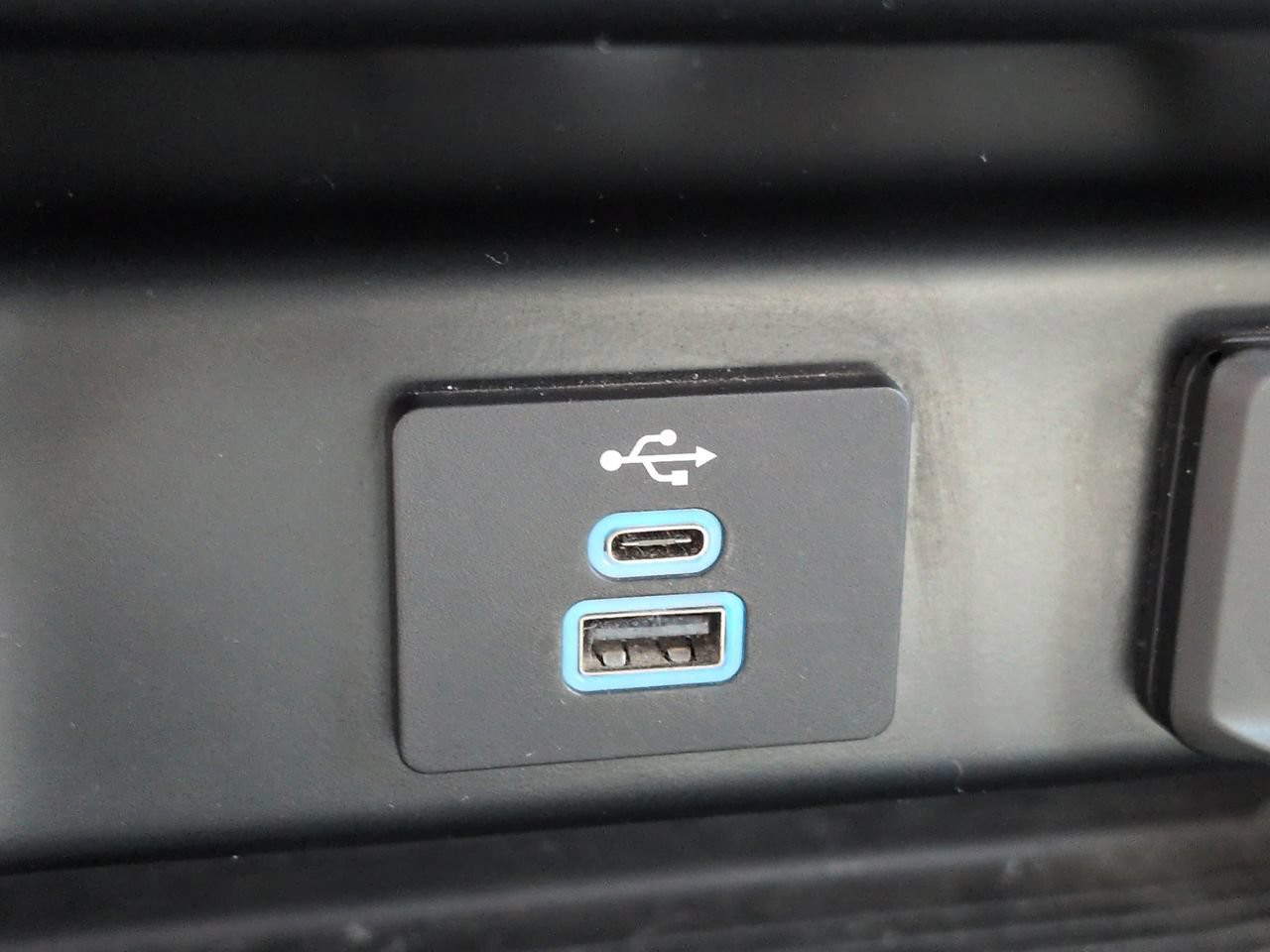 Used 2024 White Ford XL image 14