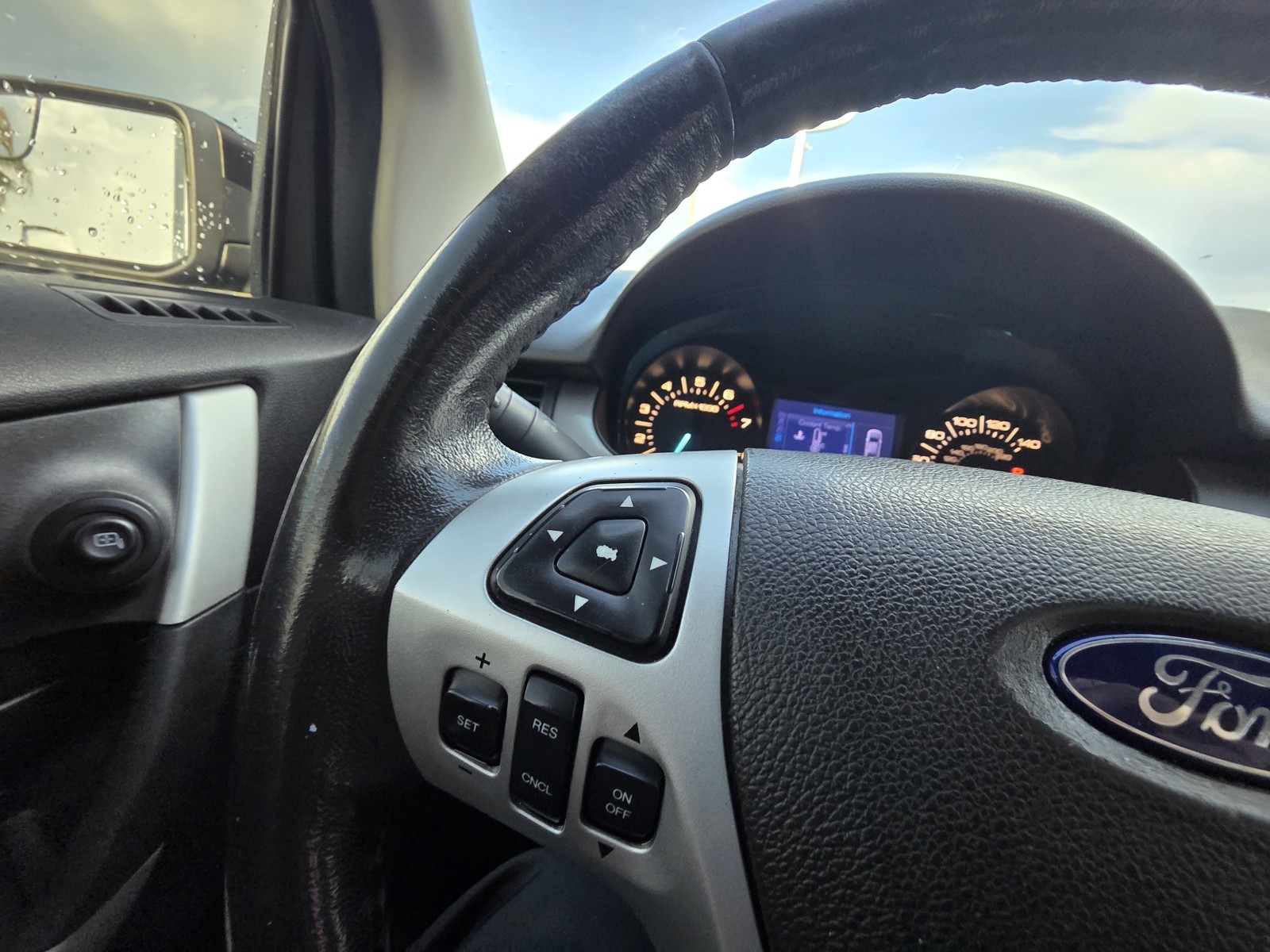 Used 2013 Black Ford SEL image 16