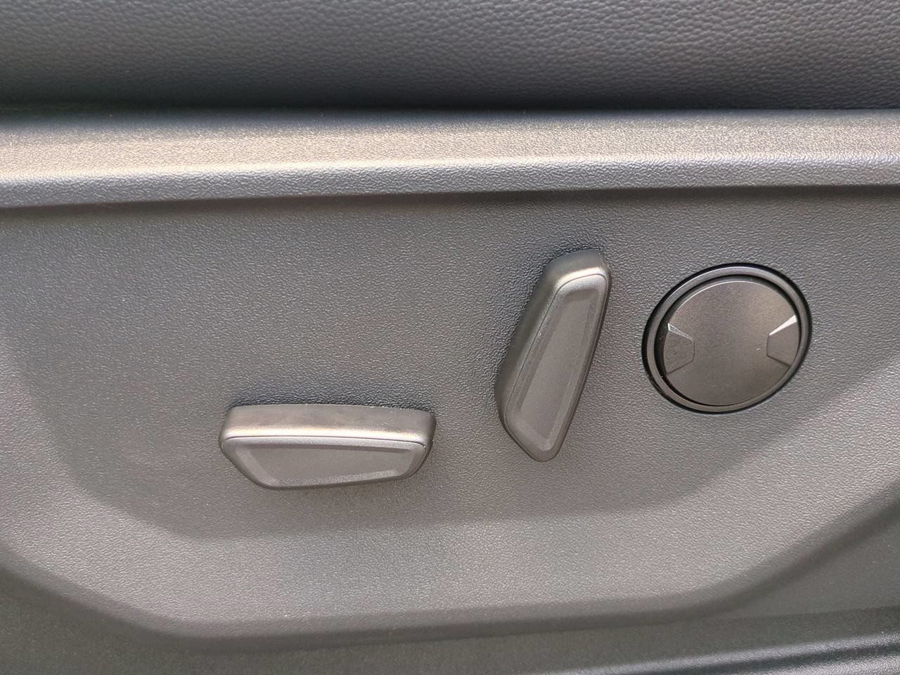 New 2026 White Ford Lariat image 20