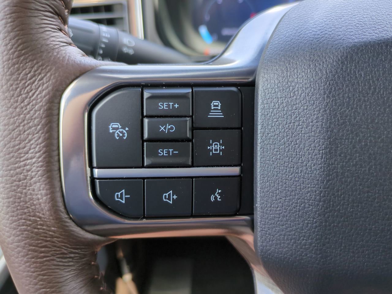 New 2026 Gray Ford King Ranch image 27