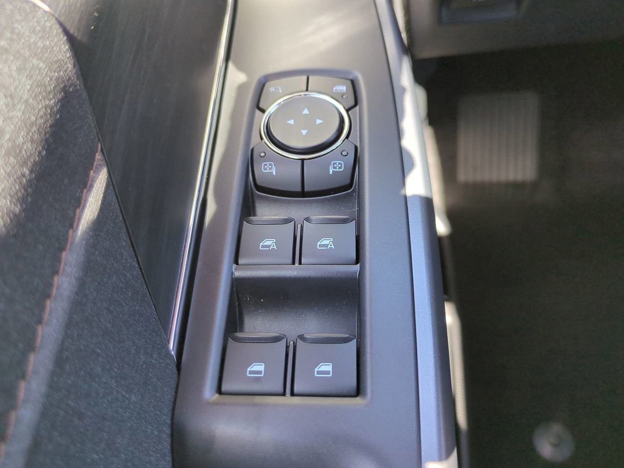 New 2026 White Ford Lariat image 25