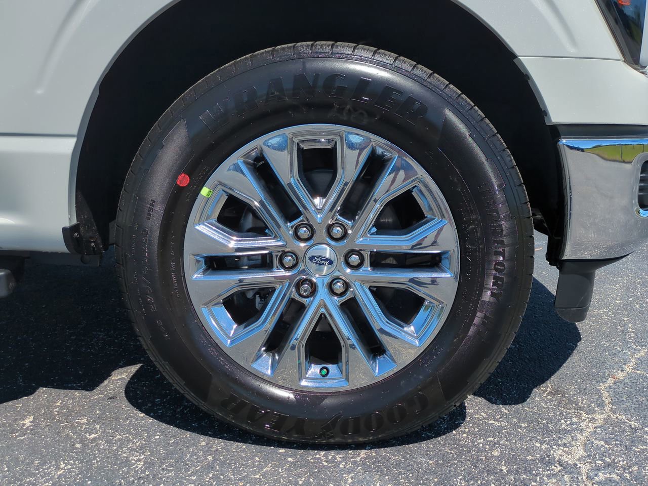 New 2026 White Ford Lariat image 11