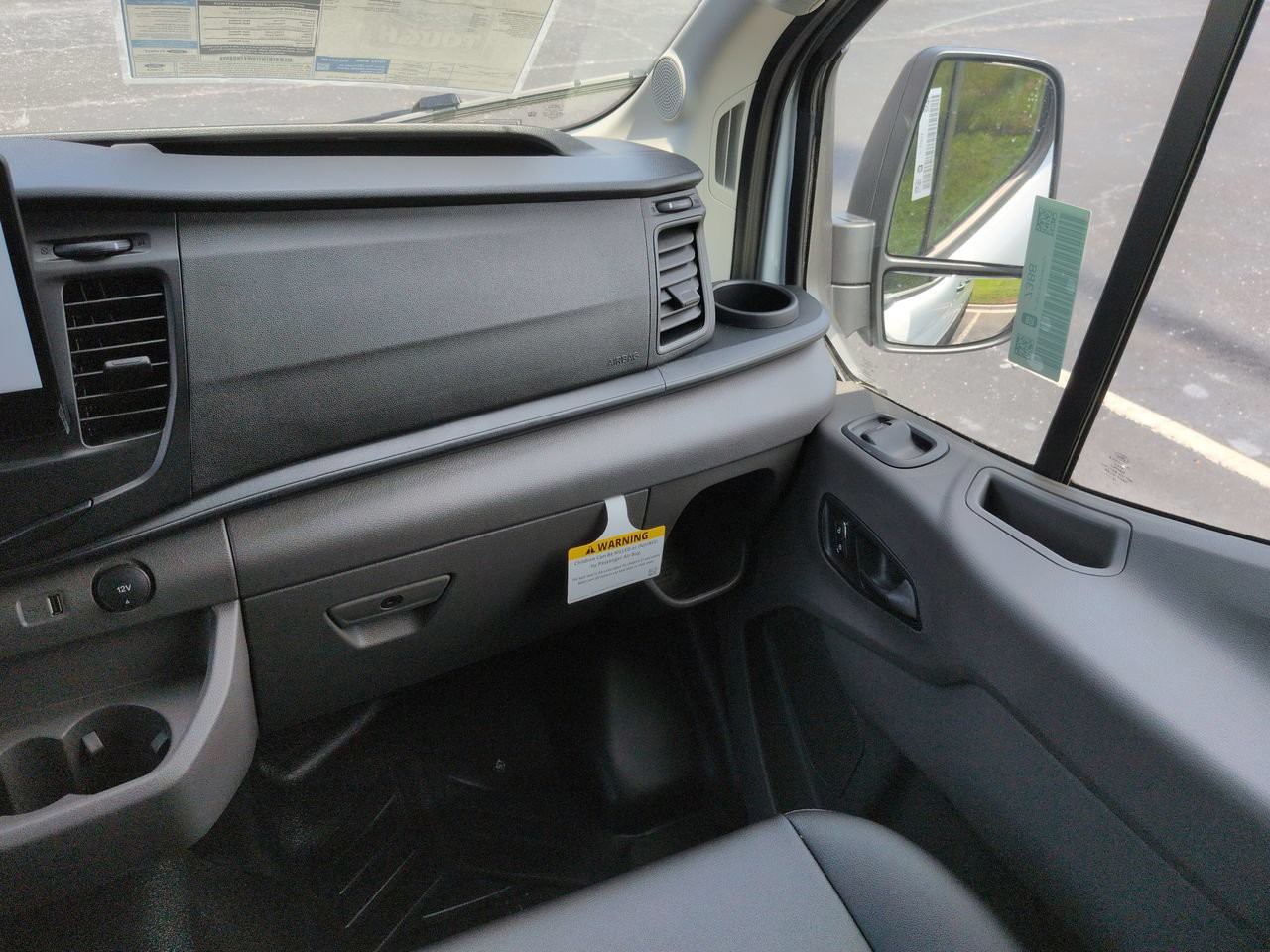 New 2027 White Ford Base image 17