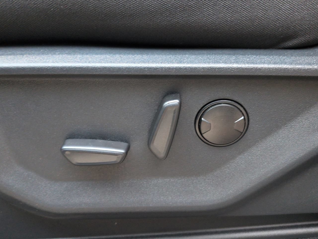 New 2026 White Ford XLT image 19