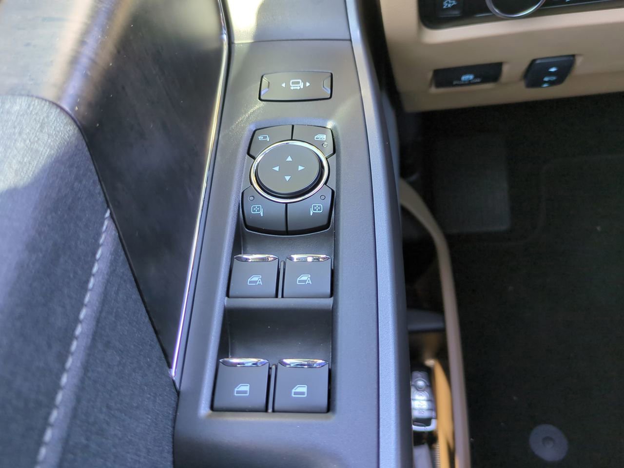 New 2026 Blue Ford Lariat image 26
