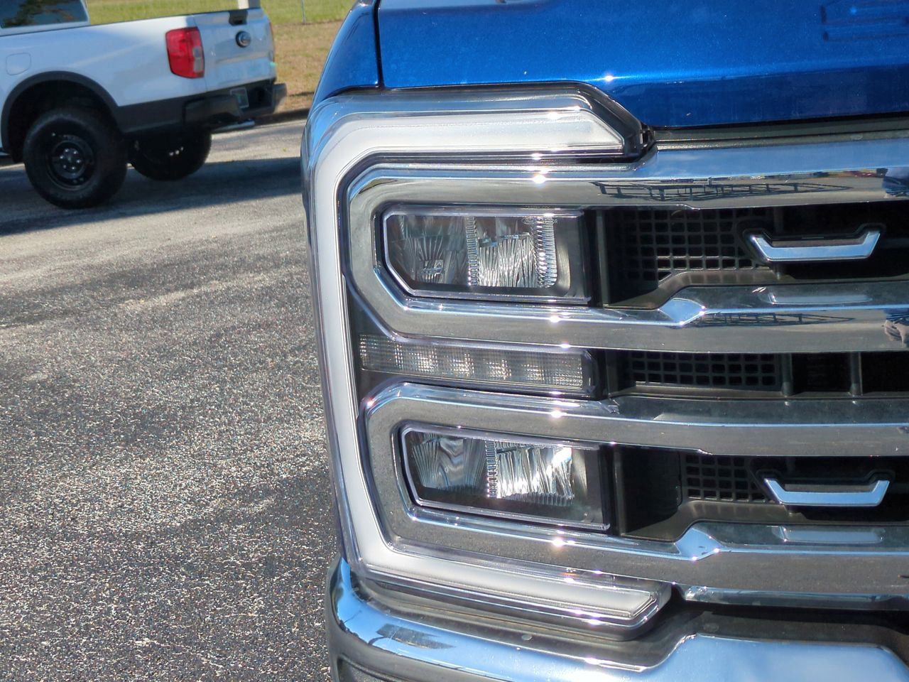 New 2026 Blue Ford Lariat image 10