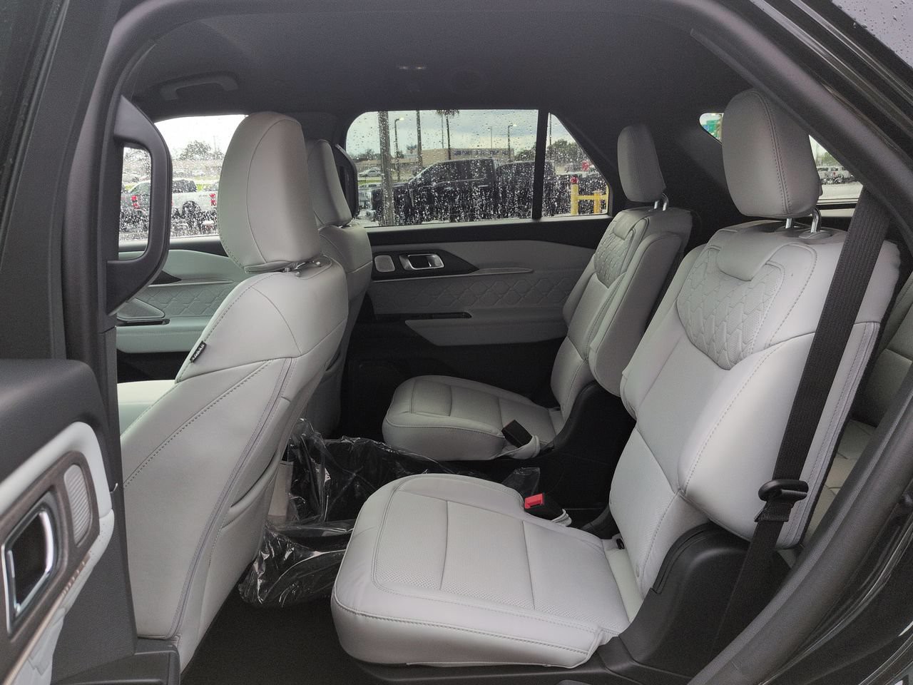 New 2027 Black Ford Platinum image 16