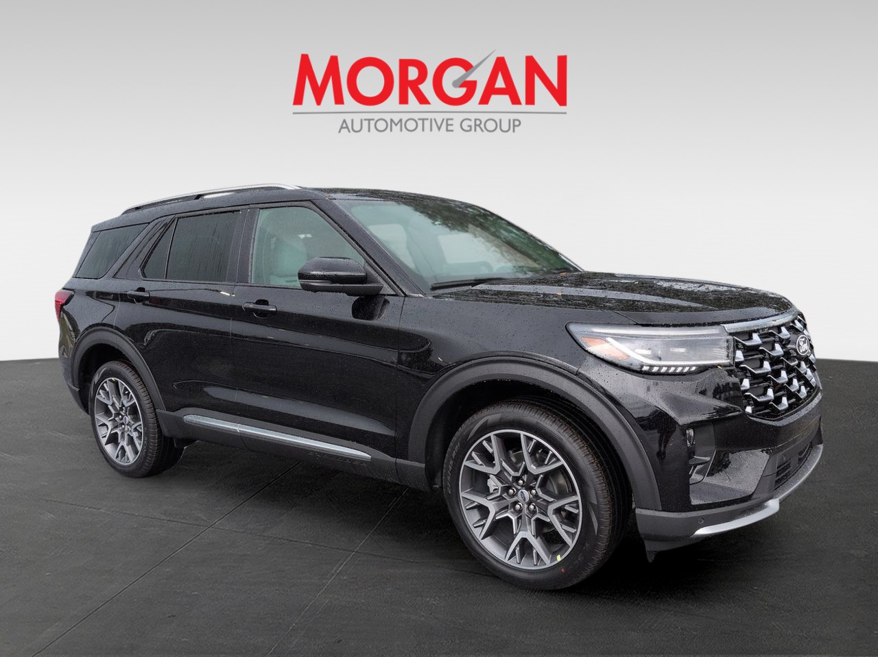 New 2027 Black Ford Platinum image 2