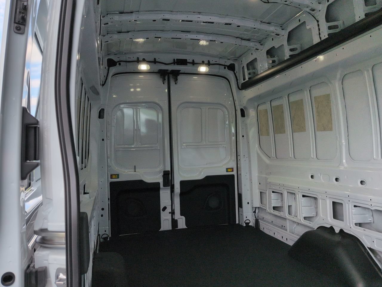 New 2027 White Ford Base image 13