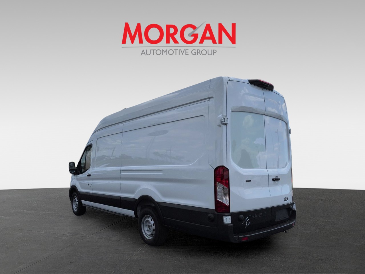 New 2027 White Ford Base image 7