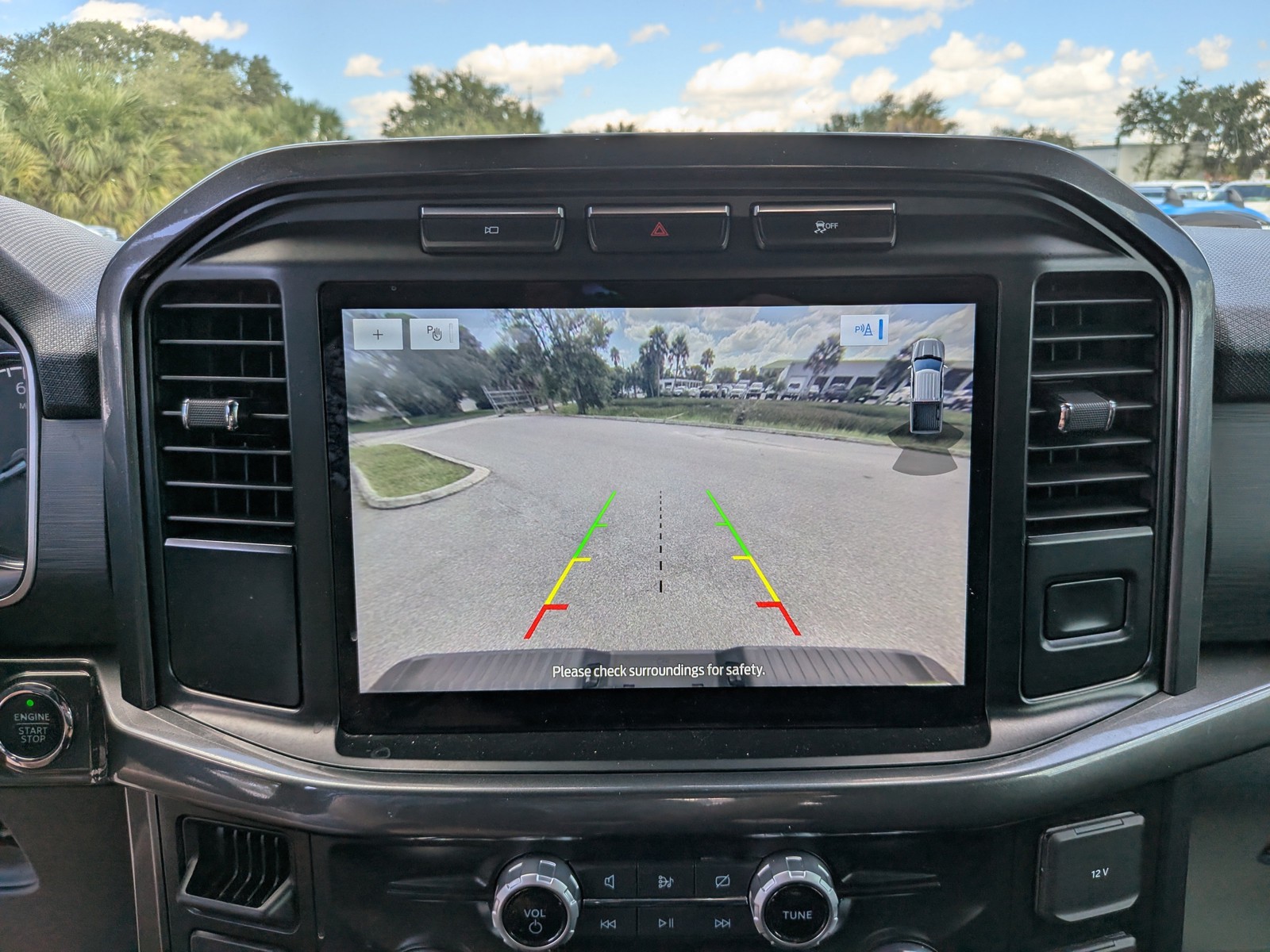 Certified Used 2023 Gray Ford XLT image 27