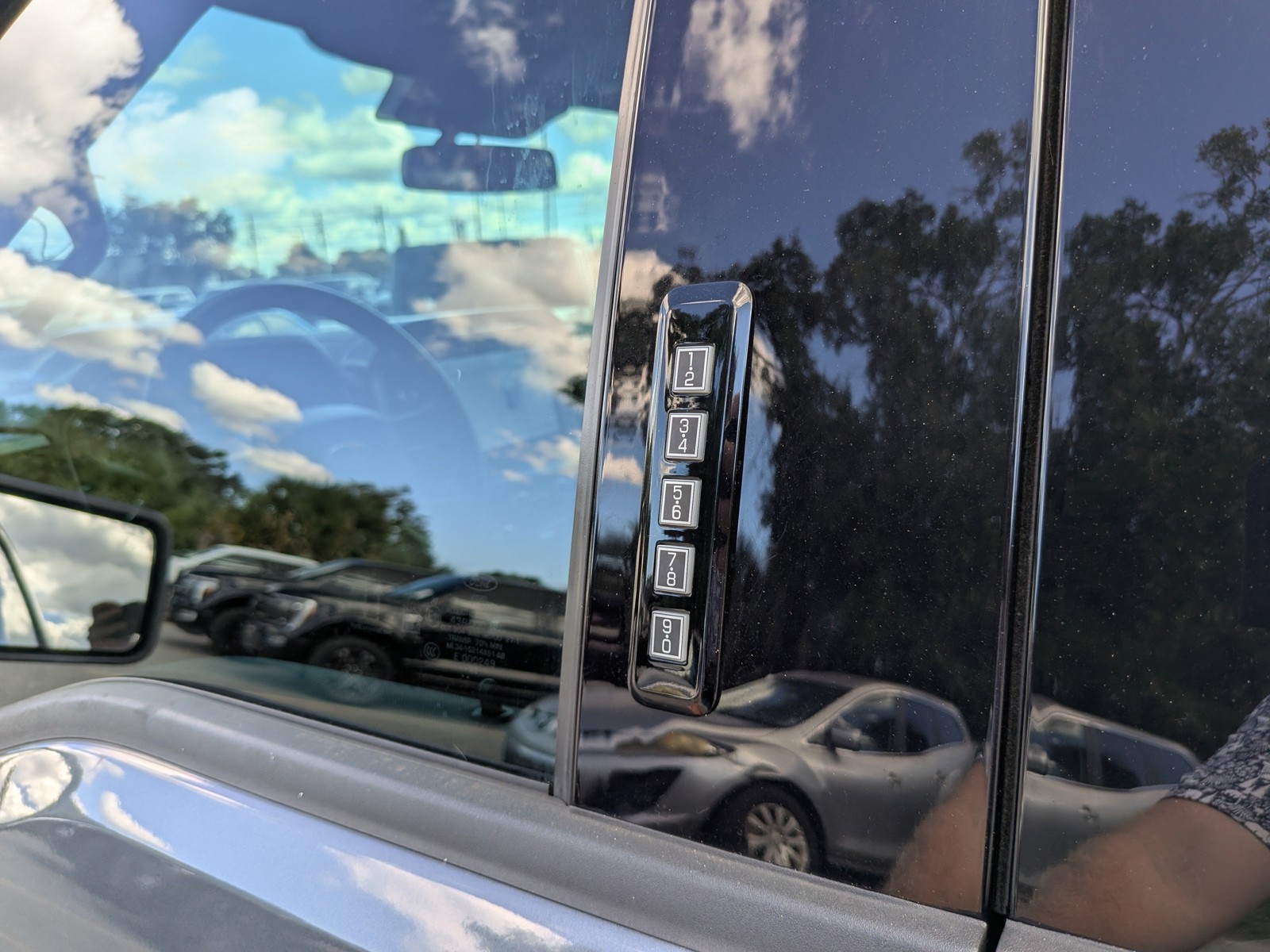 Certified Used 2023 Gray Ford XLT image 21