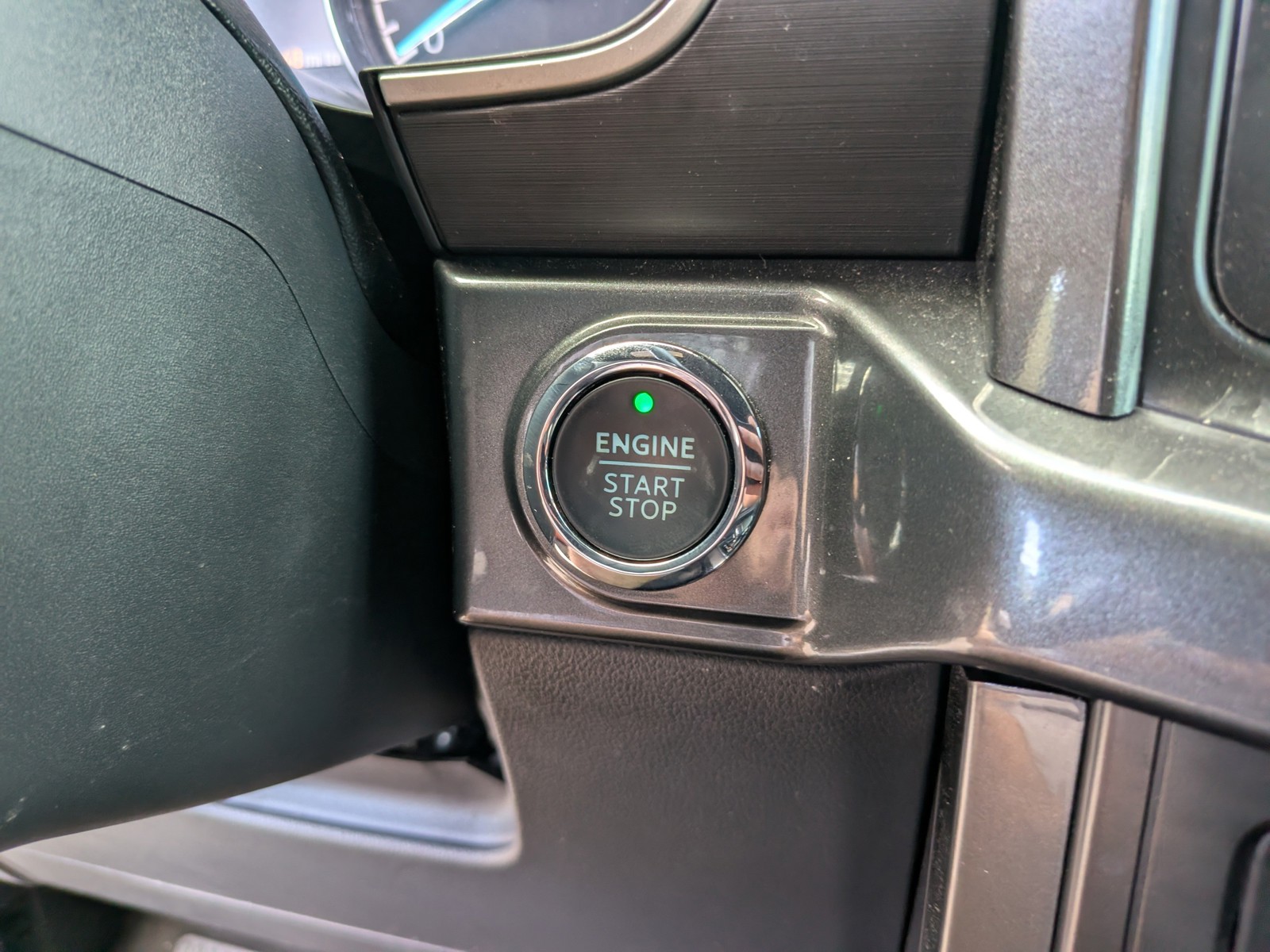 Certified Used 2023 Gray Ford XLT image 30