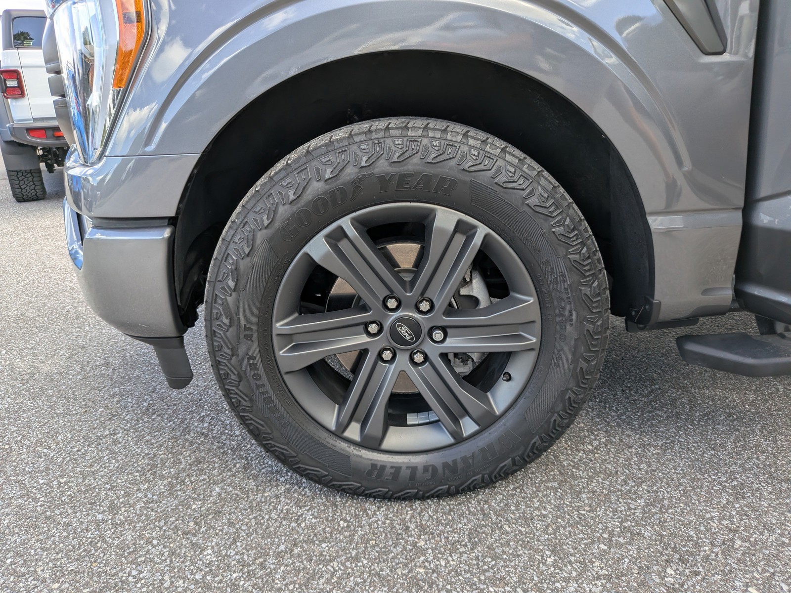 Certified Used 2023 Gray Ford XLT image 38