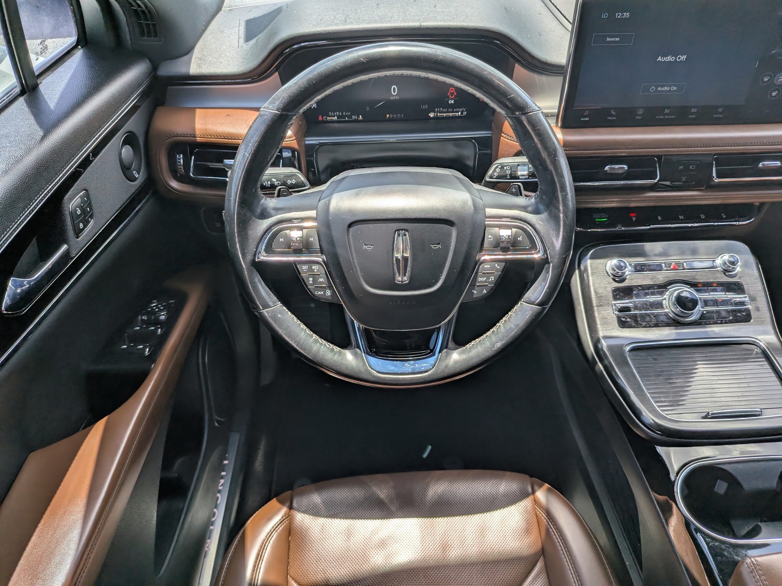 Used 2021 White Lincoln Reserve image 13