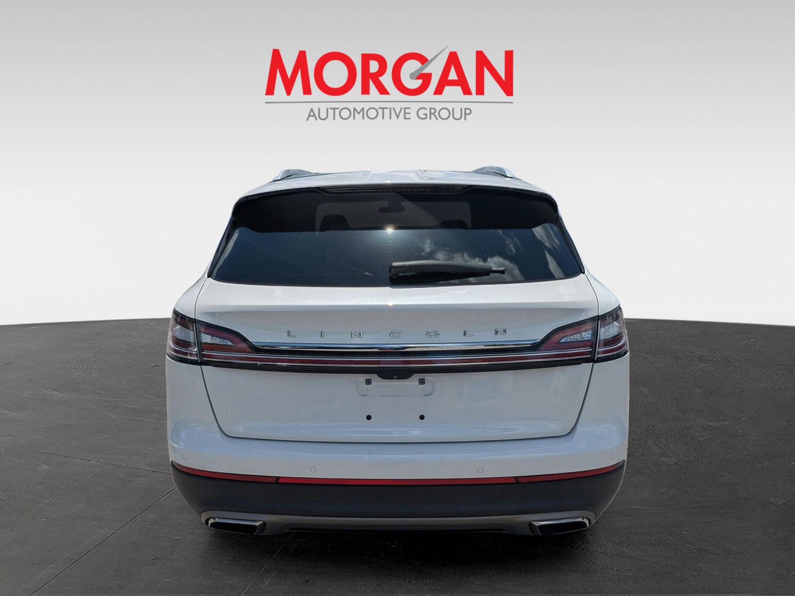 Used 2021 White Lincoln Reserve image 5
