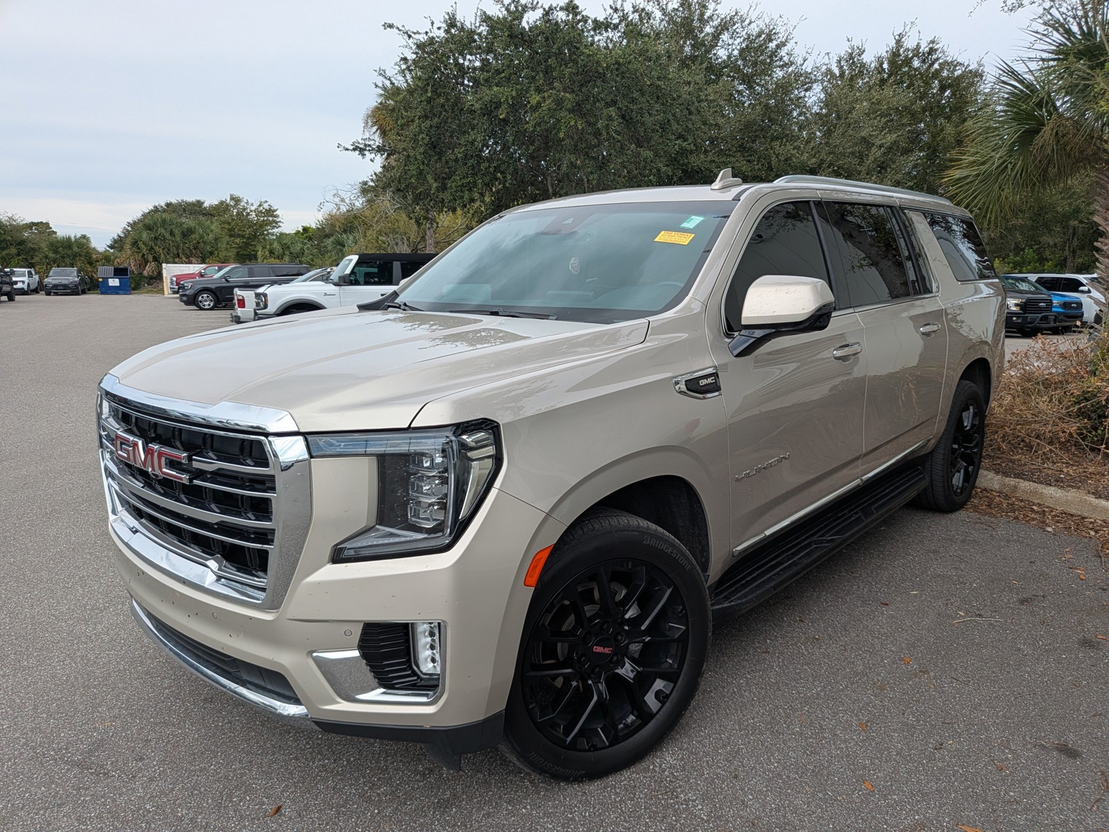 Certified Used 2023 Beige GMC SLT image 4