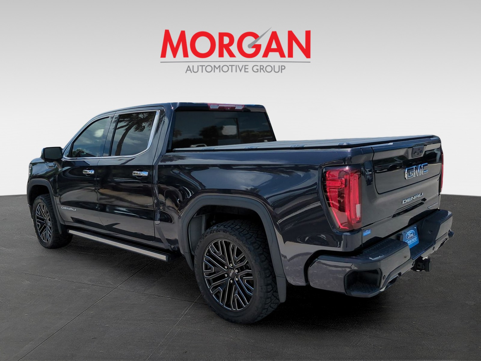 Certified Used 2022 Silver GMC Denali Ultimate image 5