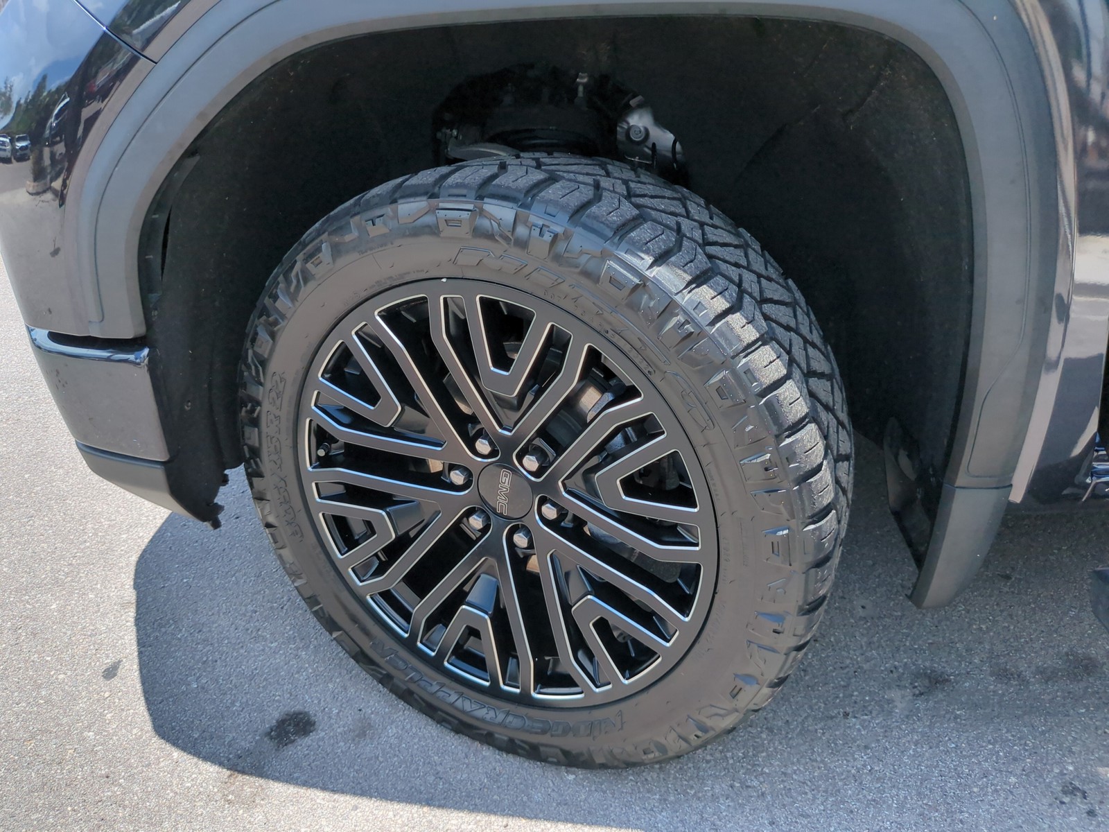 Certified Used 2022 Silver GMC Denali Ultimate image 37