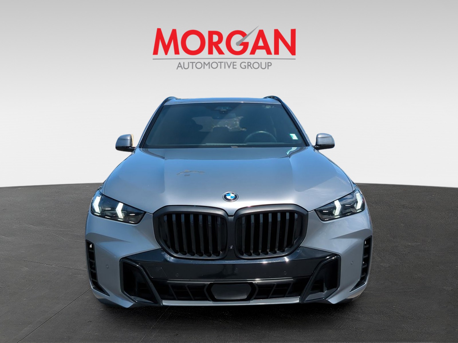 Certified Used 2024 Gray BMW sDrive40i image 3