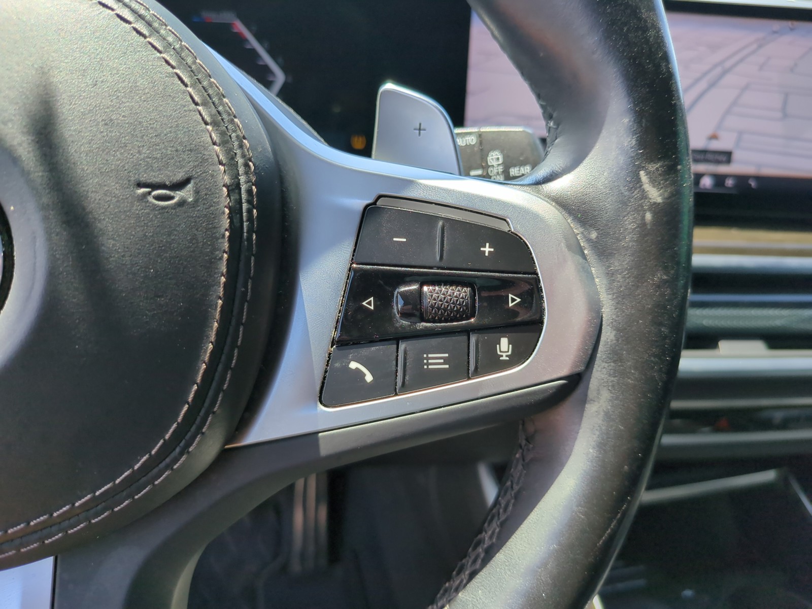 Certified Used 2024 Gray BMW sDrive40i image 26