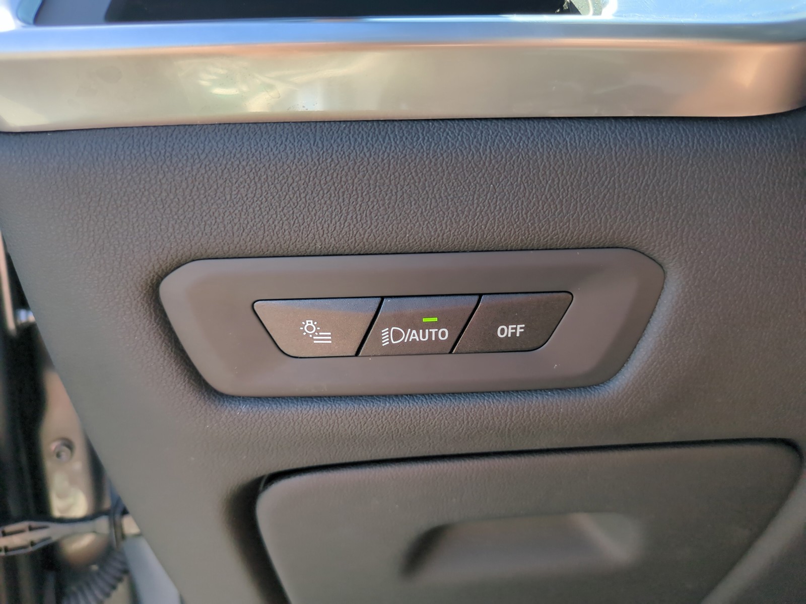 Certified Used 2024 Gray BMW sDrive40i image 23