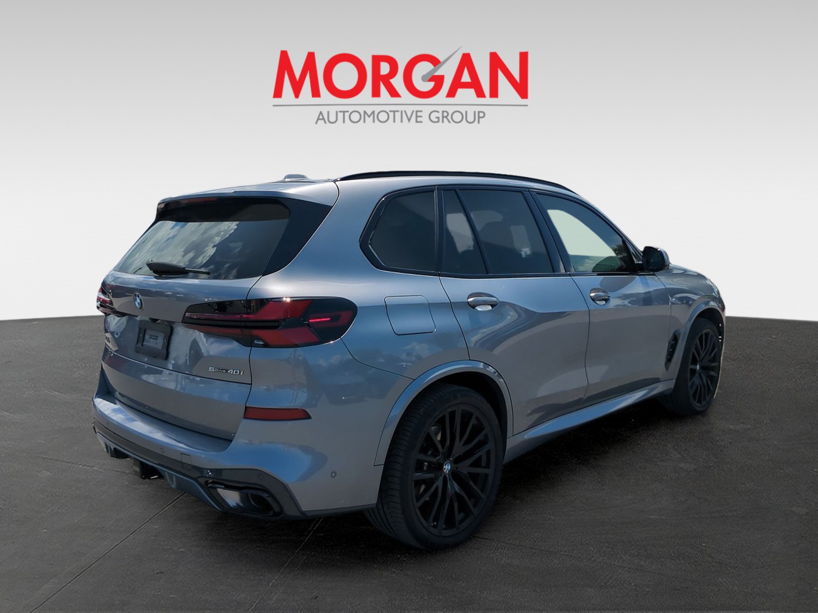 Certified Used 2024 Gray BMW sDrive40i image 7
