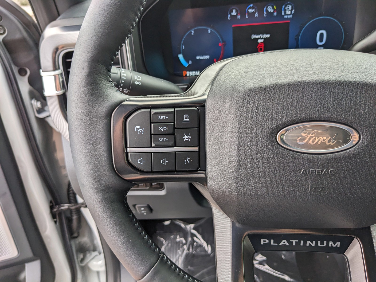 New 2026 White Ford Platinum image 31