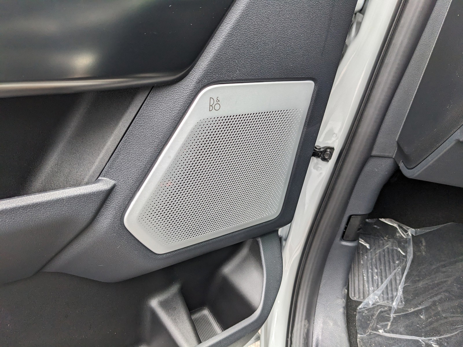 New 2026 White Ford Platinum image 21