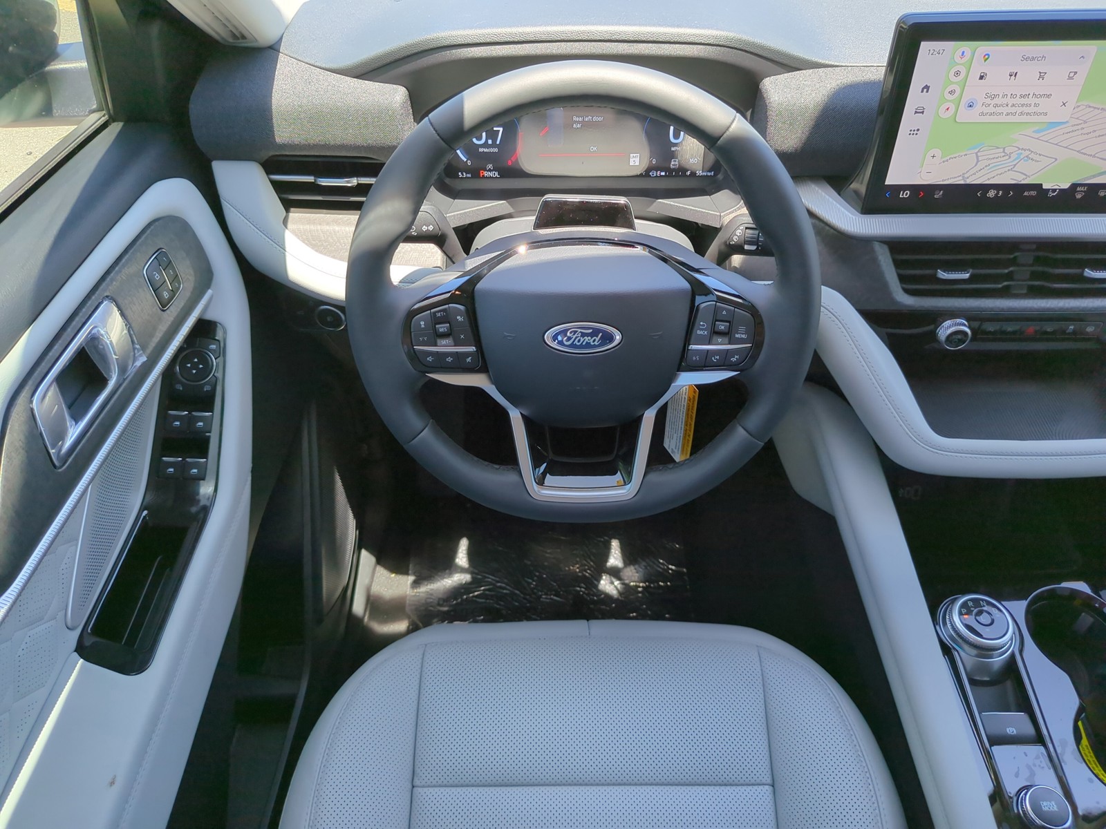 New 2026 White Ford Platinum image 13