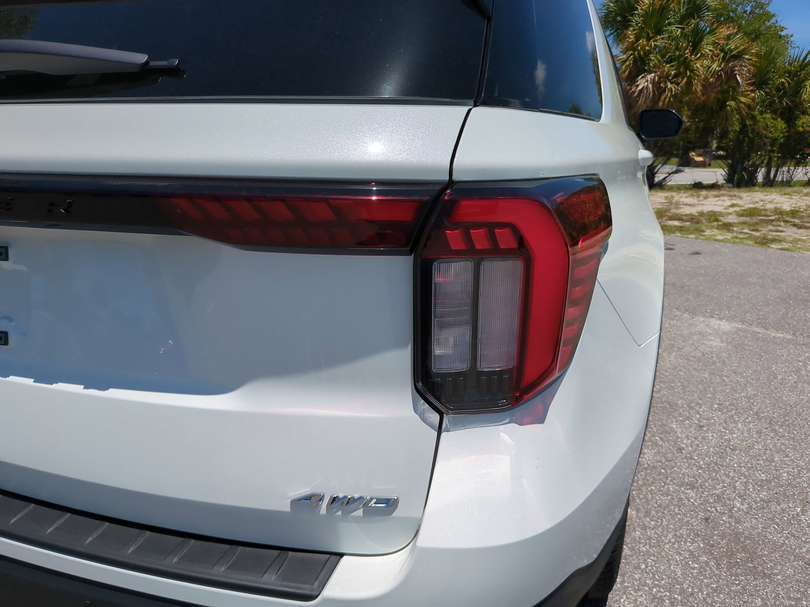 New 2026 White Ford Platinum image 10
