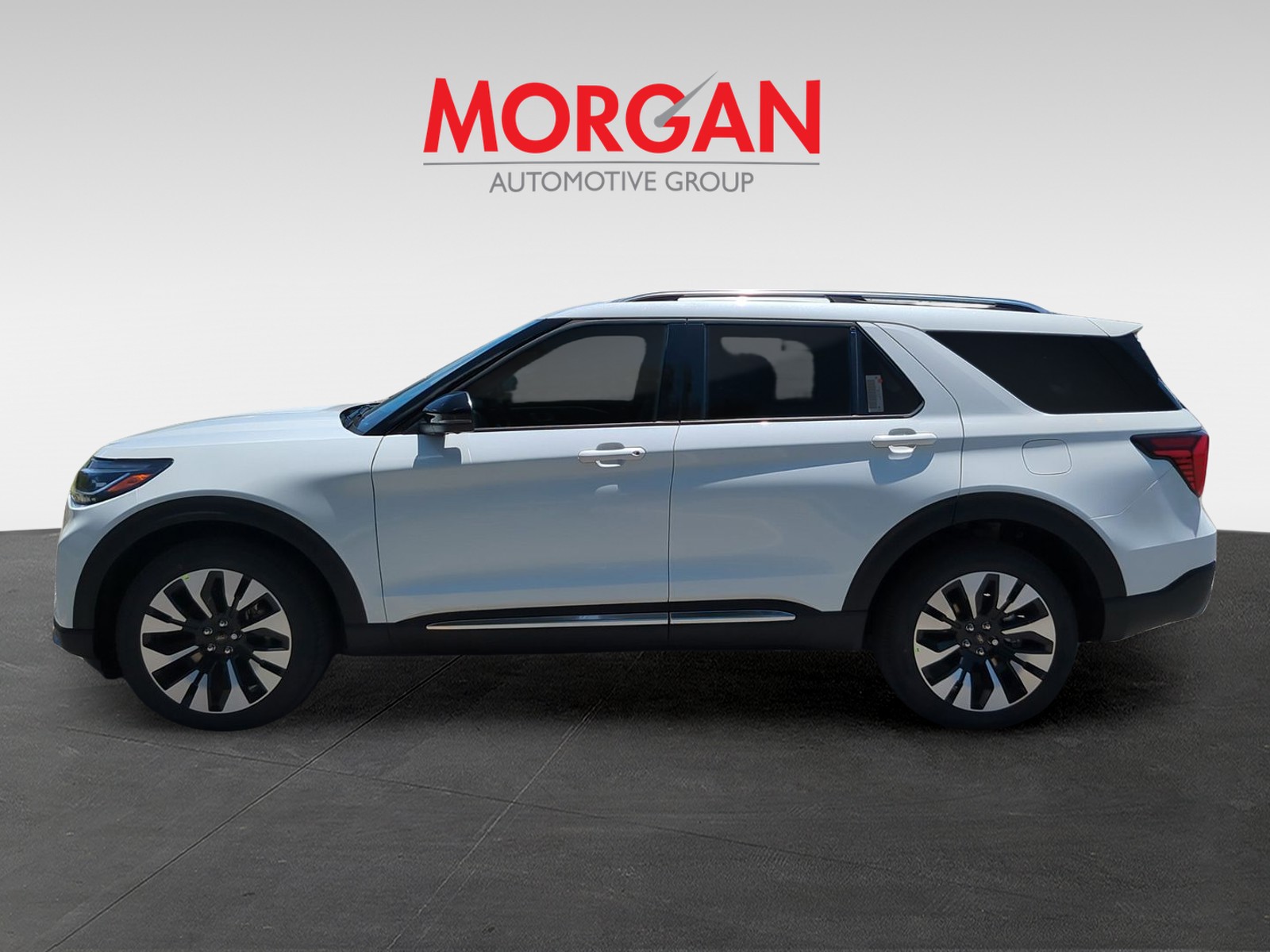 New 2026 White Ford Platinum image 4