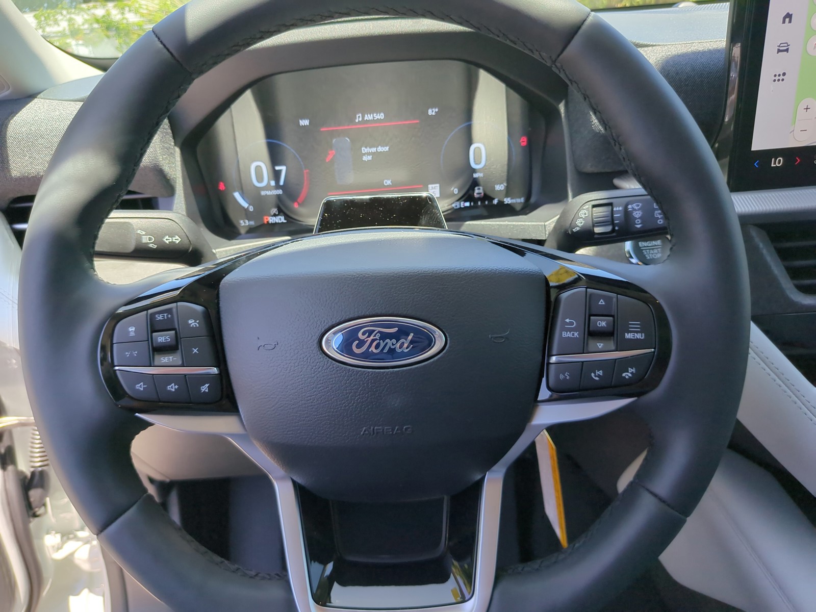 New 2026 White Ford Platinum image 28